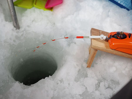 氷上ワカサギ釣り